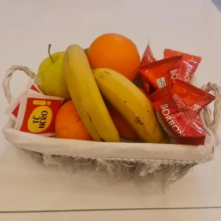 Ampio Con 2 Posti Auto E Cortile Genua